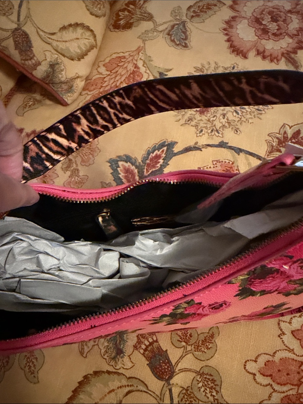 Betsey Johnson Hot Pink Floral Crescent Shoulder Bag with Leopard Strap - Picture 4 of 4